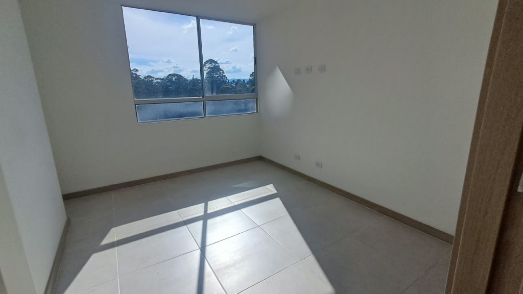 Apartamento en arriendo en Llano Grande, Rionegro · foto 4 de 16