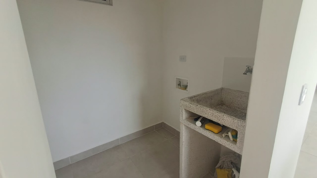 Apartamento en arriendo en Llano Grande, Rionegro · foto 13 de 16