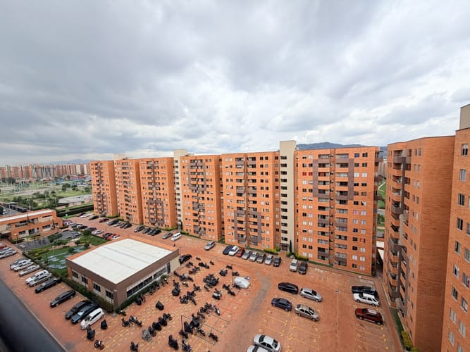 Apartamento de 3 alcobas en venta en Conjunto Residencial Ventura, Madrid, 62 m² · foto 20 de 20