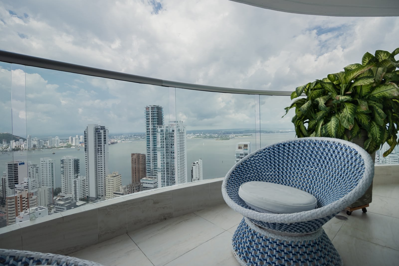 Apartamento en venta en Bocagrande, Cartagena · foto 3 de 16