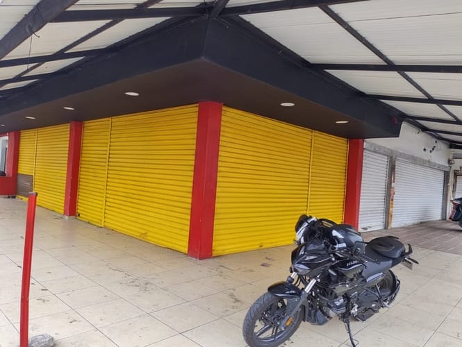 Local en arriendo en El Guabal, Cali, 100 m² · foto 2 de 13