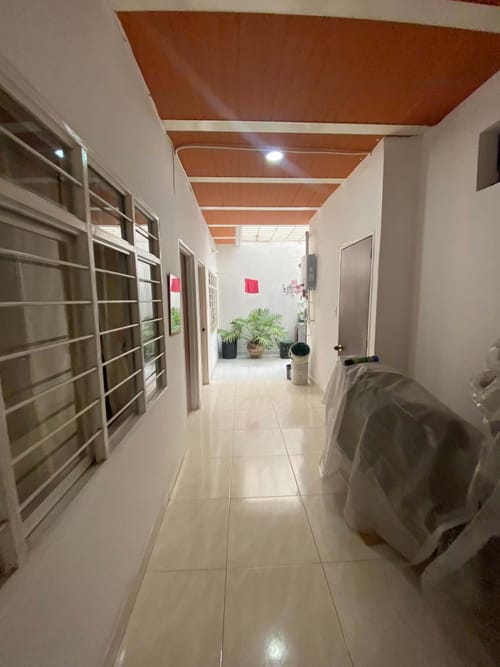 Casa de 5 alcobas en venta en Bellavista, Cali, 284 m² · foto 3 de 10