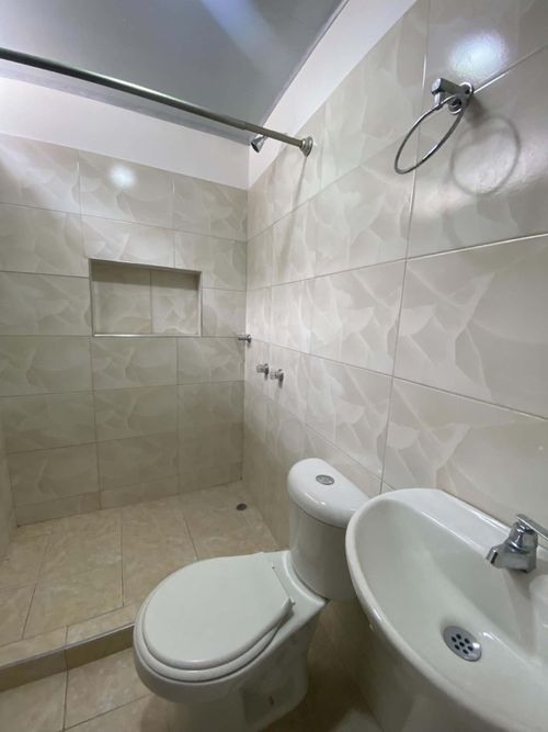 Casa de 5 alcobas en venta en Bellavista, Cali, 284 m² · foto 10 de 10