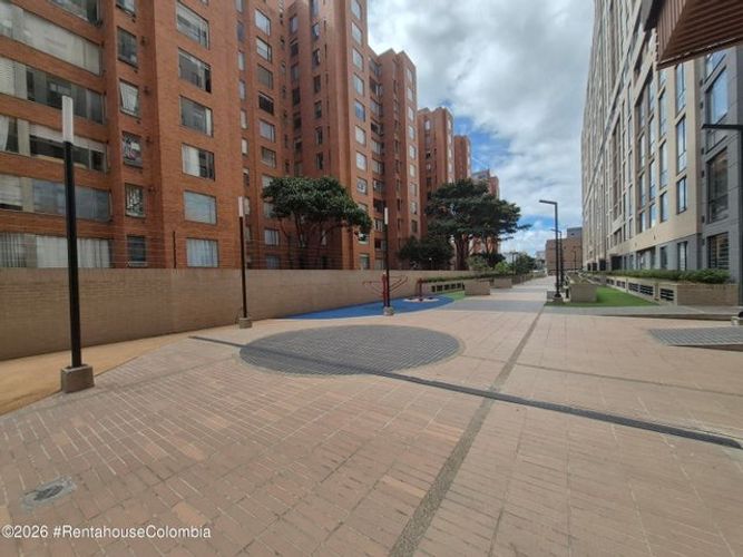 Apartaestudio en venta en Parque Popular Salitre, Bogotá, 31 m² · foto 13 de 14