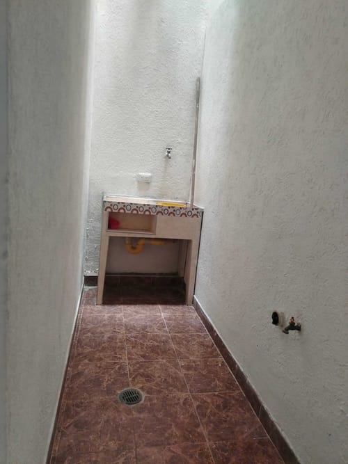 Casa de 2 alcobas en venta en Ulpiano Lloreda, Cali, 130 m² · foto 10 de 24