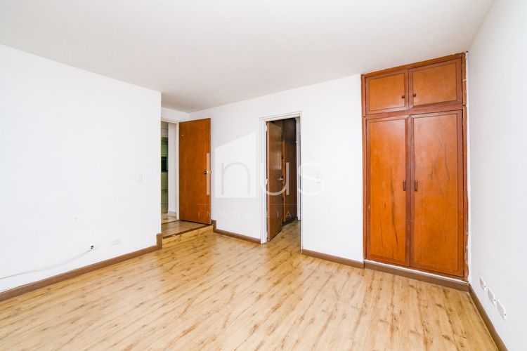 Casa de 3 alcobas en venta en Lindaraja, Bogotá, 162 m² · foto 9 de 17
