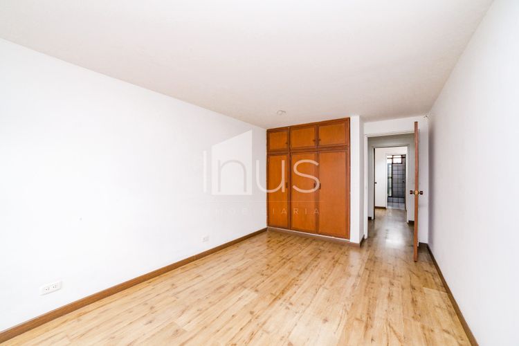 Casa de 3 alcobas en venta en Lindaraja, Bogotá, 162 m² · foto 11 de 17