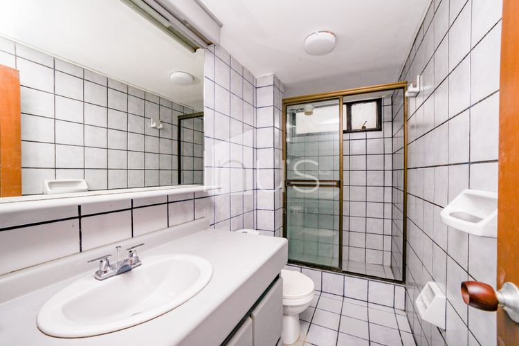 Casa de 3 alcobas en venta en Lindaraja, Bogotá, 162 m² · foto 14 de 17