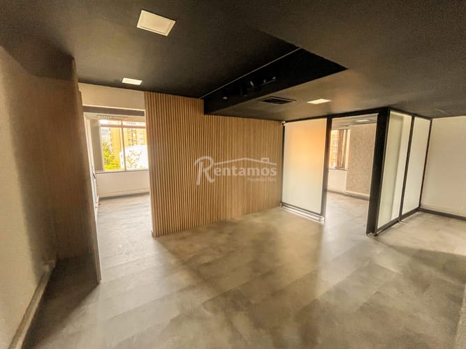 Oficina en arriendo en El Campestre, Medellín, 64 m² · foto 2 de 20