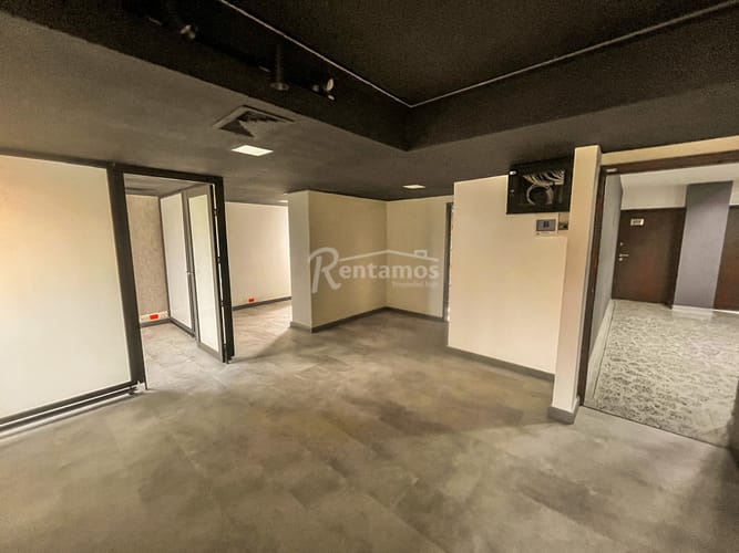 Oficina en arriendo en El Campestre, Medellín, 64 m² · foto 3 de 20