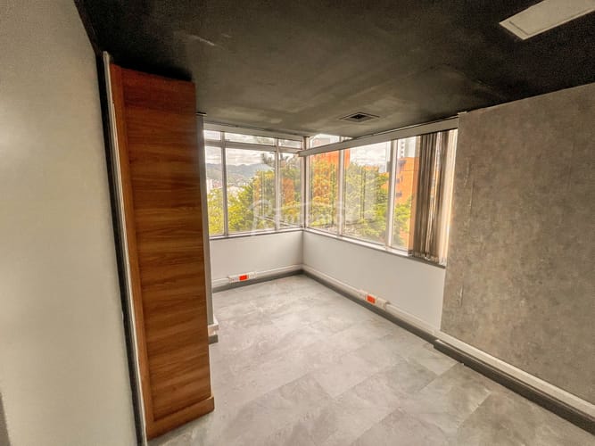 Oficina en arriendo en El Campestre, Medellín, 64 m² · foto 10 de 20
