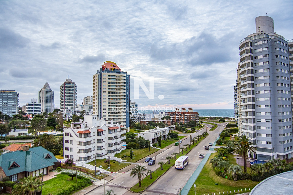 Apartamento en venta en Playa Brava