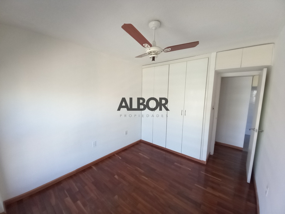 Apartamento en Alquiler · Foto 9