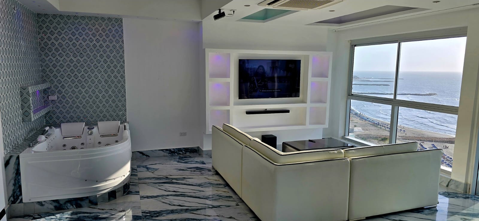Apartamento en venta en Bocagrande, Cartagena · foto 2 de 24