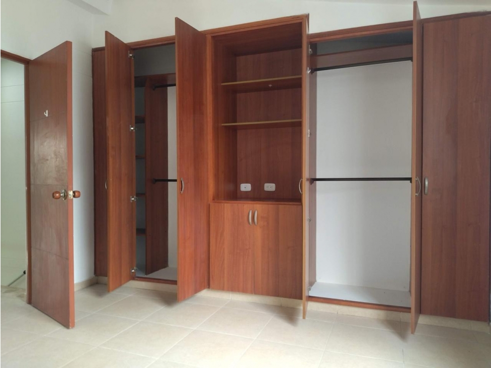 Casa en venta en Villa Del Prado, Pereira · foto 8 de 13