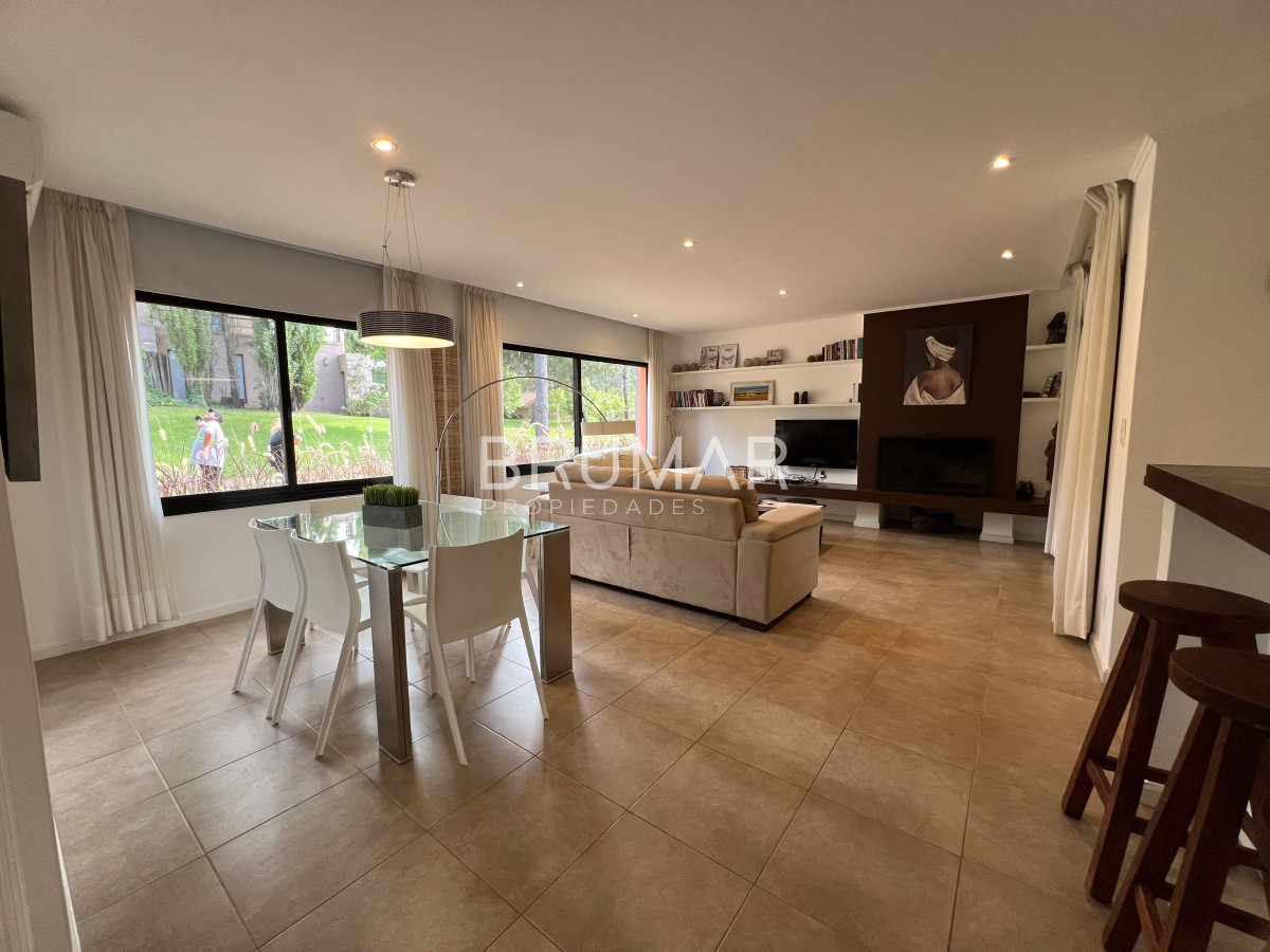 Casa en Alquiler · Foto 3