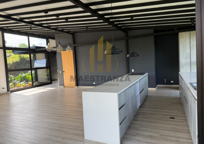 Casa de 4 alcobas en venta en Centro, Rionegro, 240 m² · foto 12 de 15