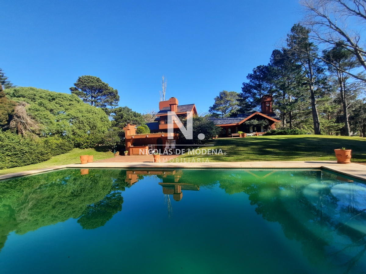 Casa en venta en Beverly Hills