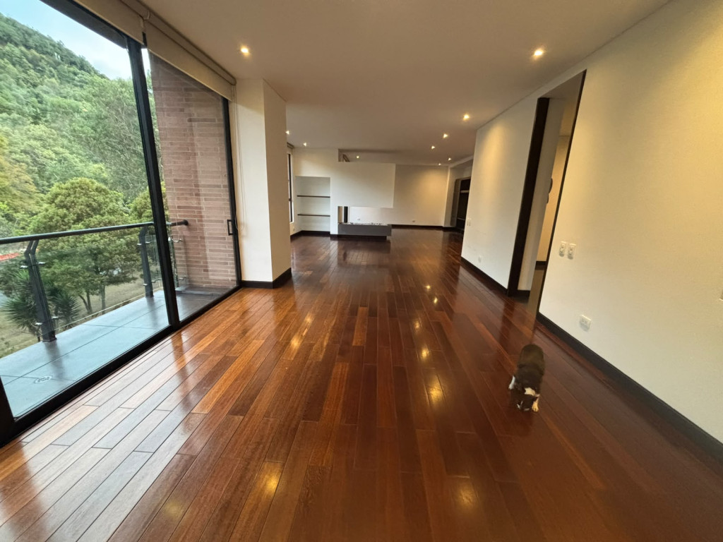 Apartamento en venta en Chicó Reservado, Bogotá · foto 8 de 24