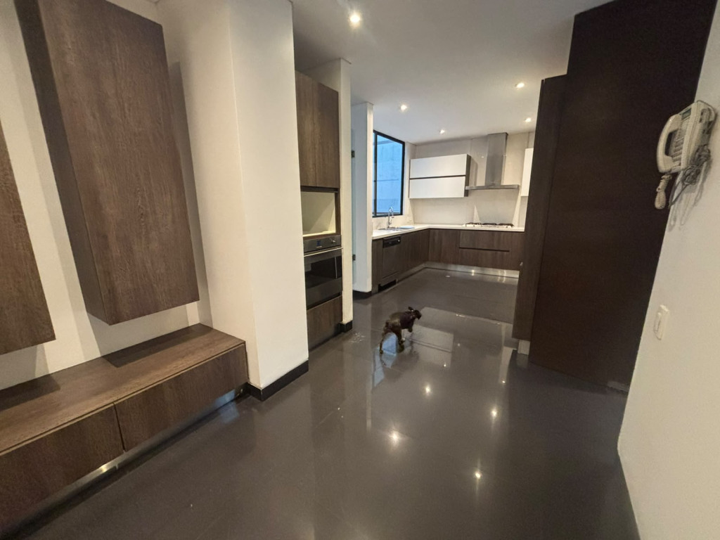 Apartamento en venta en Chicó Reservado, Bogotá · foto 13 de 24
