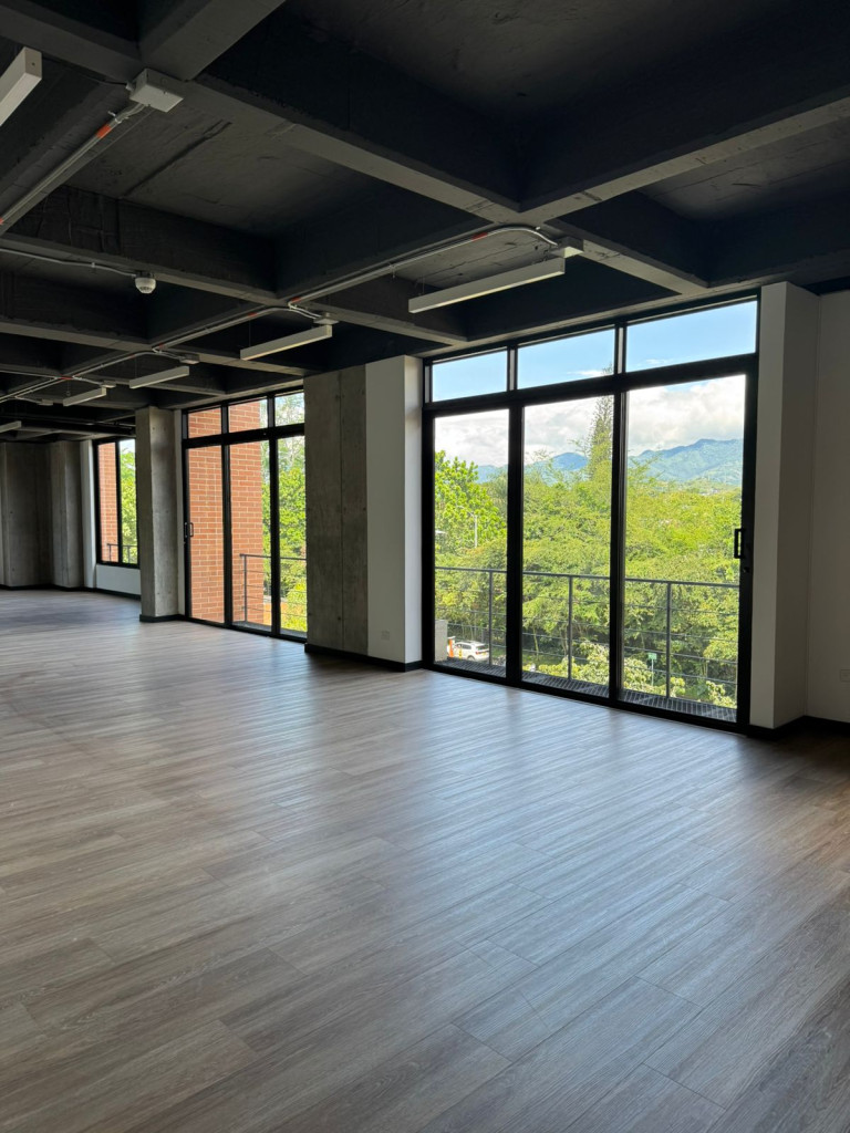 Office for rent in Galicia, Pereira