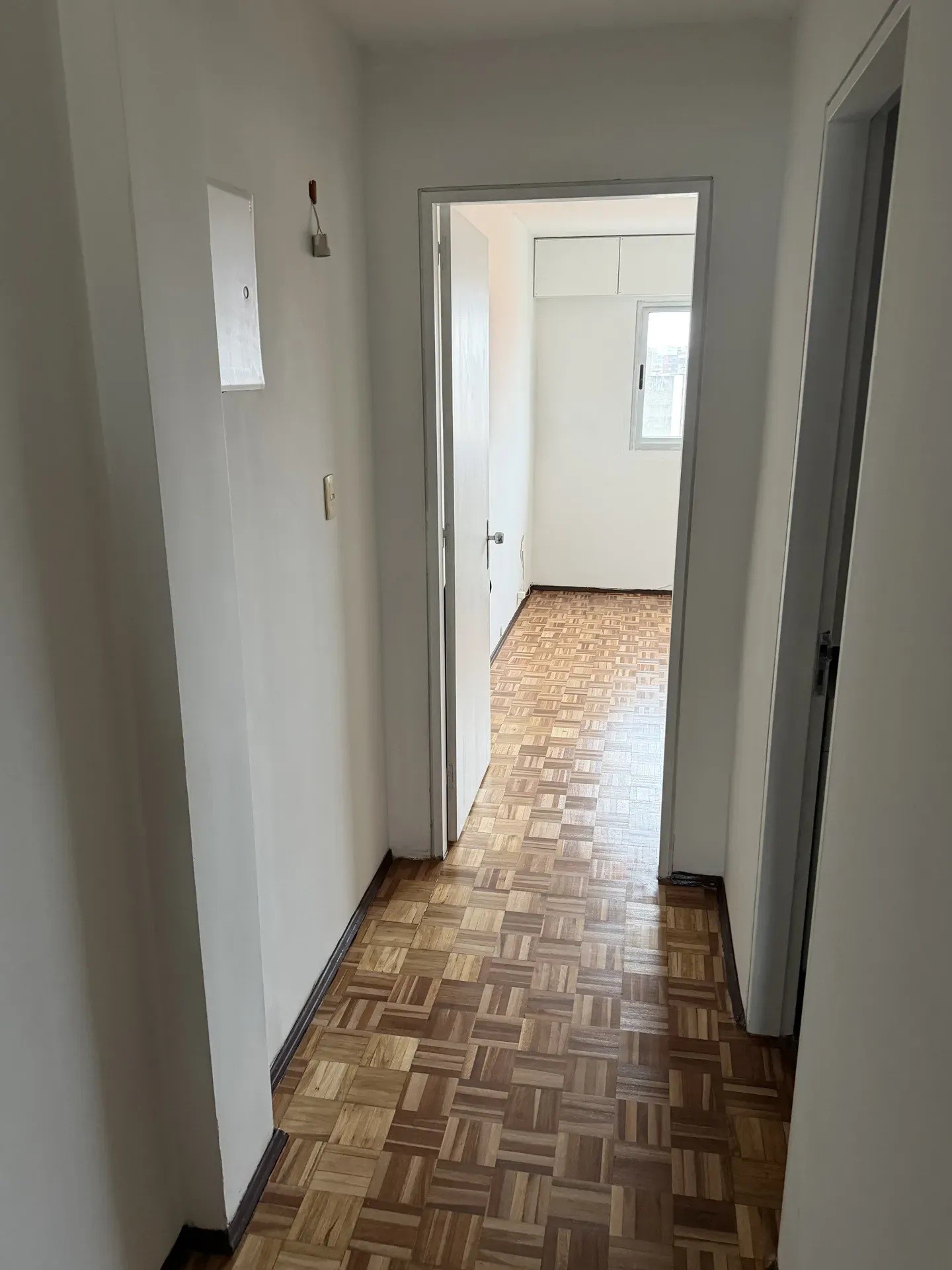 ALQUILER EN POCITOS, 1 DORMITORIO, PISO 10 A FRENTE, CAMARAS Y AIRE ACONDICIONADO · Foto 10
