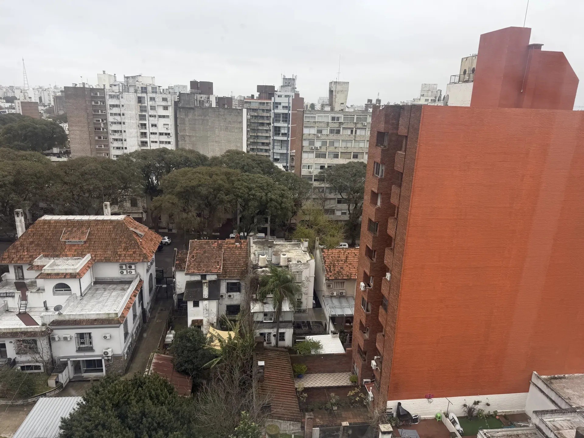ALQUILER EN POCITOS, 1 DORMITORIO, PISO 10 A FRENTE, CAMARAS Y AIRE ACONDICIONADO · Foto 12