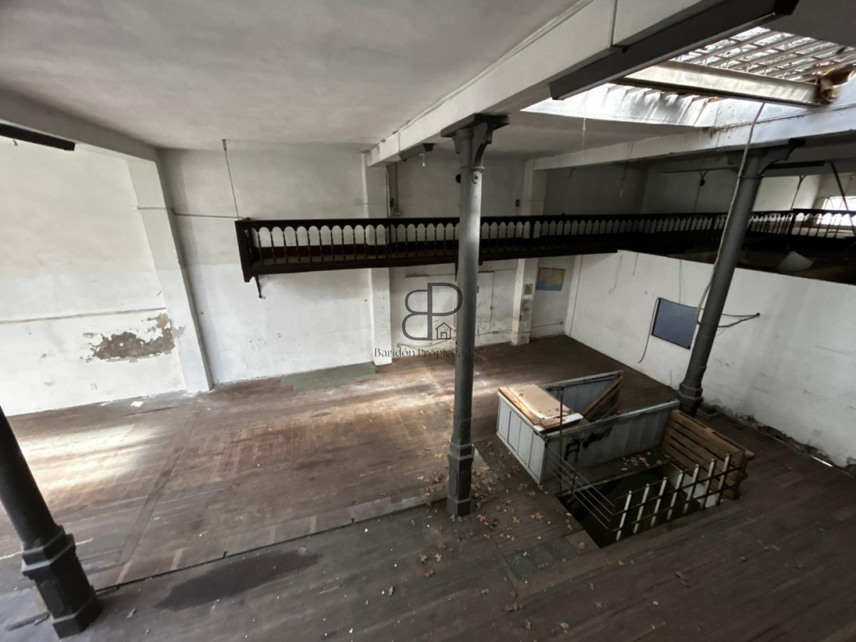 Local Comercial en Alquiler · Foto 9
