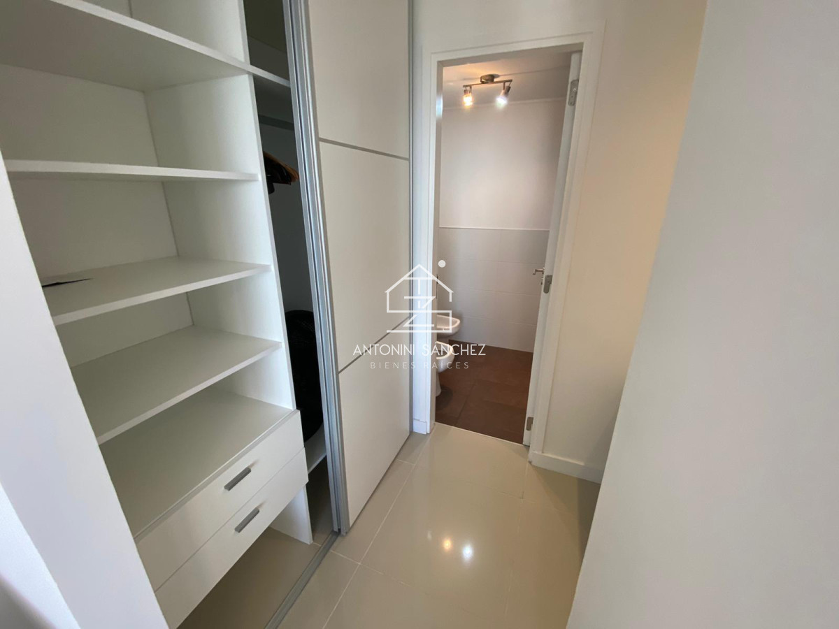 Apartamento en Alquiler · Foto 2