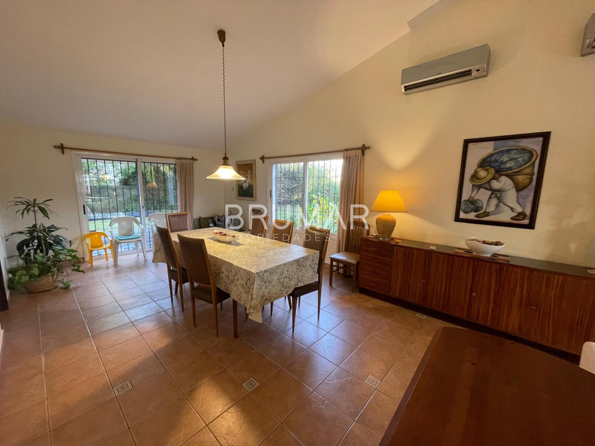 Casa en Alquiler · Foto 4