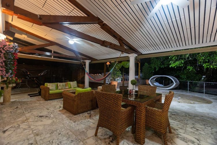 Casa de 5 alcobas en venta en El Campestre, Medellín · foto 9 de 14