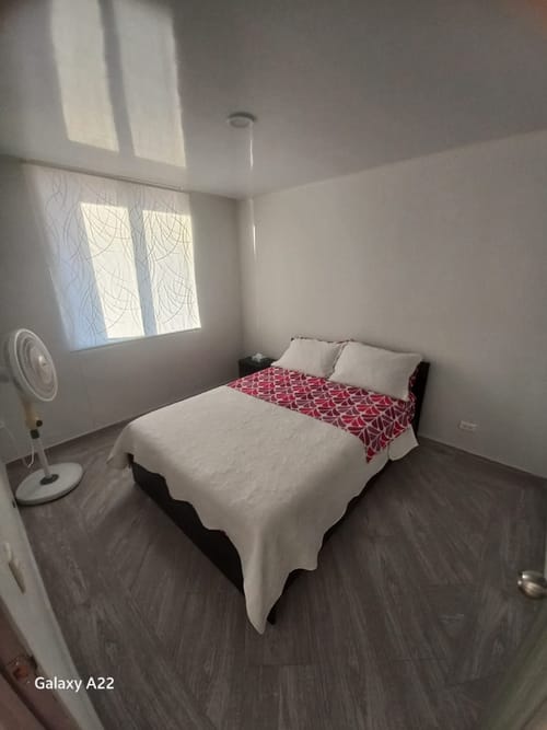 Apartamento de 2 alcobas en arriendo en Las Palmas, Ricaurte, 53 m² · foto 3 de 14