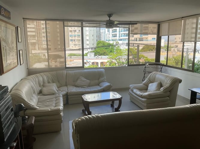 Apartamento de 3 alcobas en venta en El Laguito, Cartagena, 115 m² · foto 4 de 17