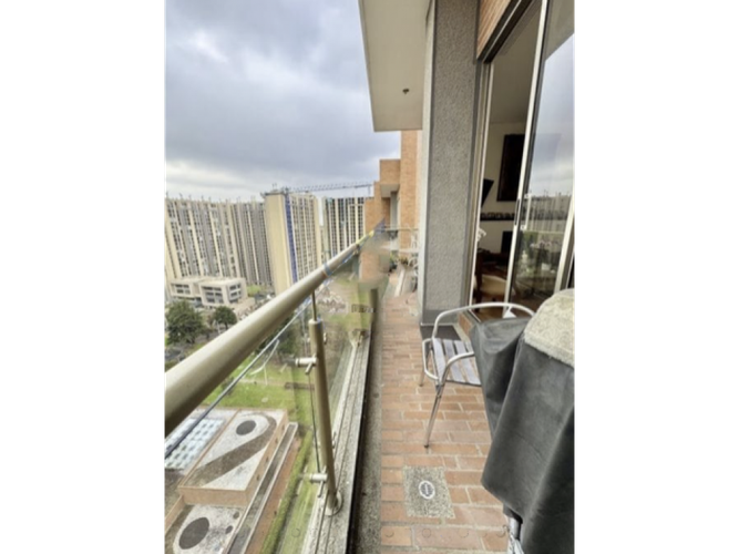 Apartamento de 3 alcobas en venta en Alejandria, Bogotá, 171 m² · foto 4 de 12