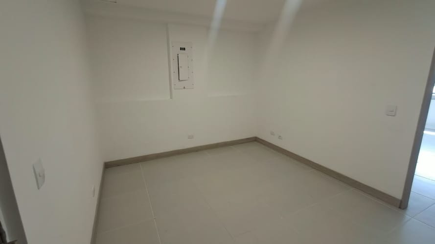 Oficina en venta en El Porvenir, Rionegro, 38 m² · foto 6 de 10