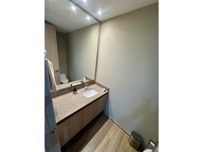 Apartamento de 2 alcobas en venta en Sajonia, Rionegro, 100 m² · foto 3 de 24