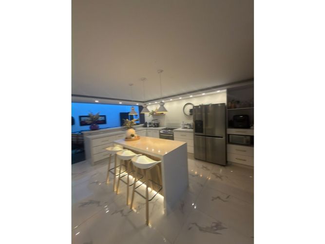Casa de 4 alcobas en venta en Gualanday, Rionegro, 330 m² · foto 18 de 24