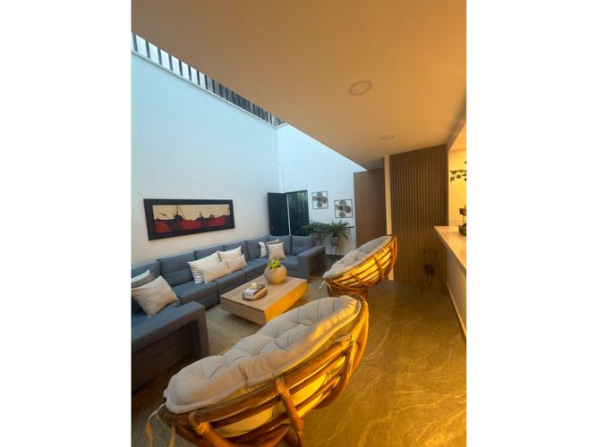 Casa de 4 alcobas en venta en Gualanday, Rionegro, 330 m² · foto 22 de 24