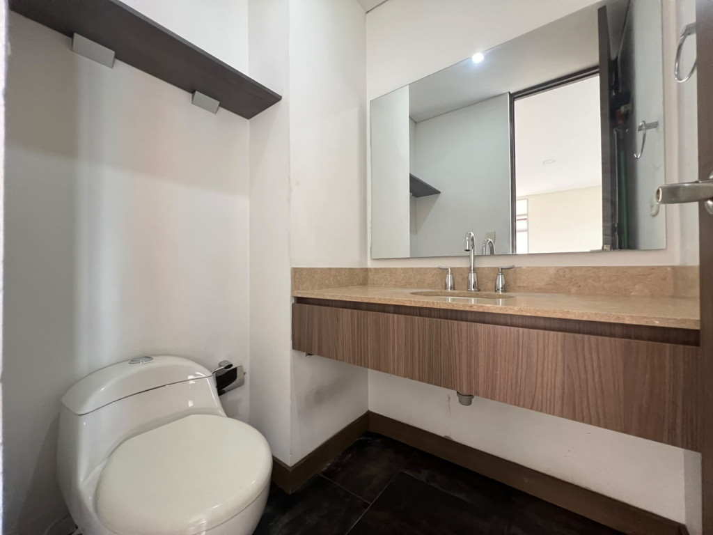 Apartamento en arriendo en Zuñiga, Envigado · foto 6 de 21