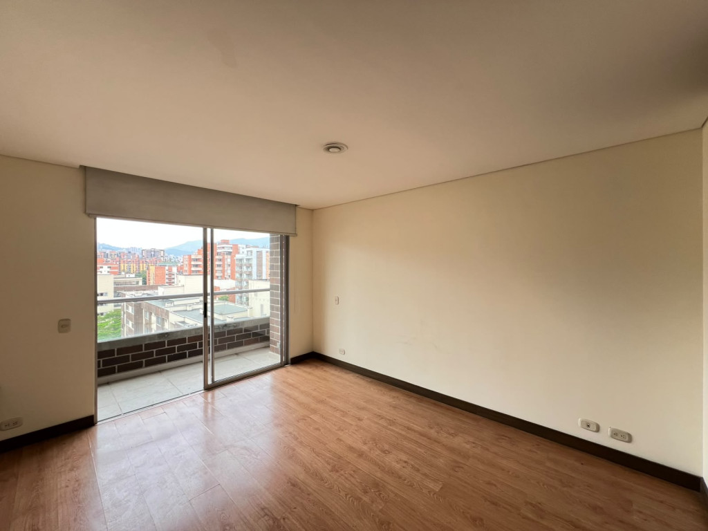 Apartamento en arriendo en Zuñiga, Envigado · foto 10 de 21