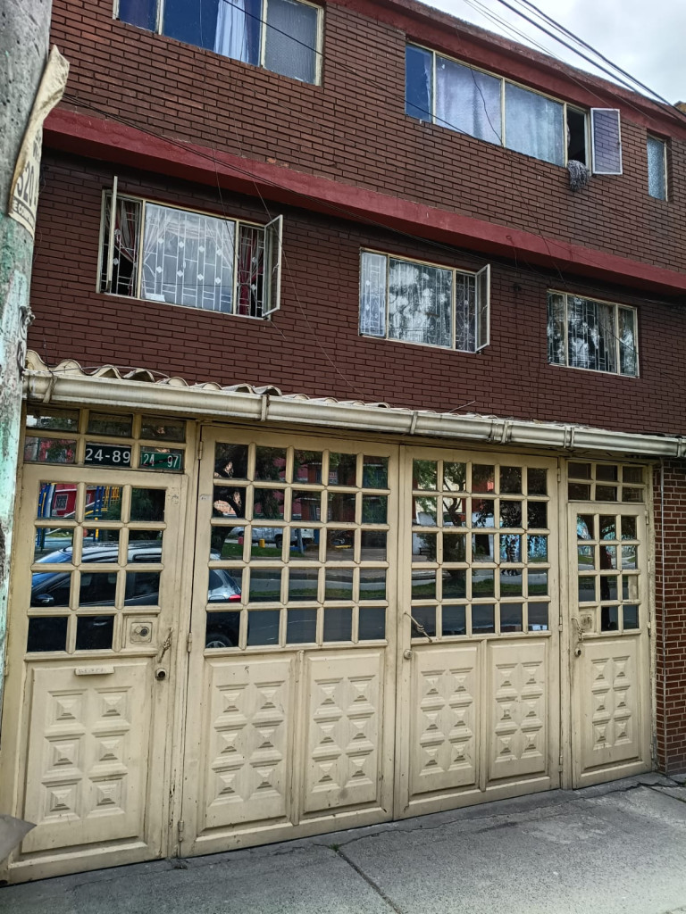 Casa en venta en Quiroga, Bogotá · foto 3 de 24