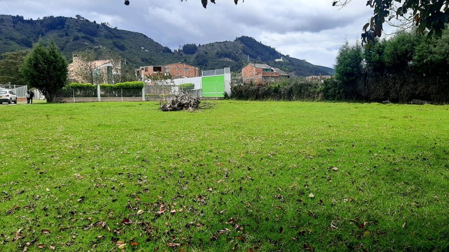 Lote en venta en Cota, 1594 m² · foto 3 de 8