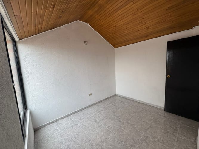 Apartamento de 3 alcobas en venta en El Triangulo, Bogotá, 67 m² · foto 10 de 12