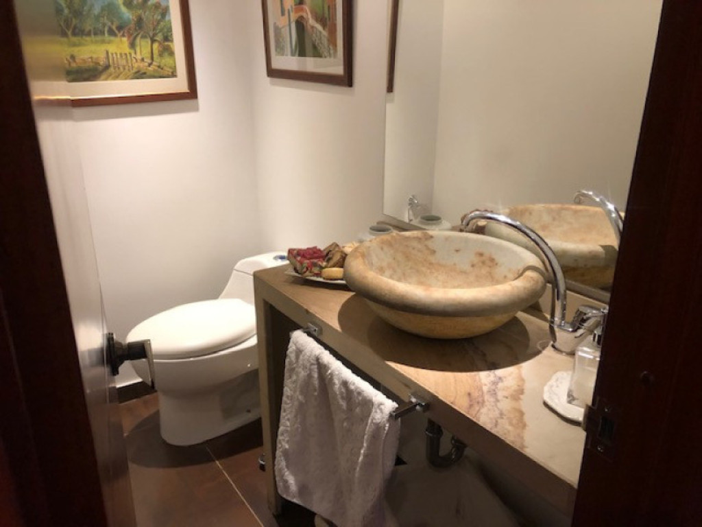 Casa en venta en El Contador, Bogotá · foto 12 de 24