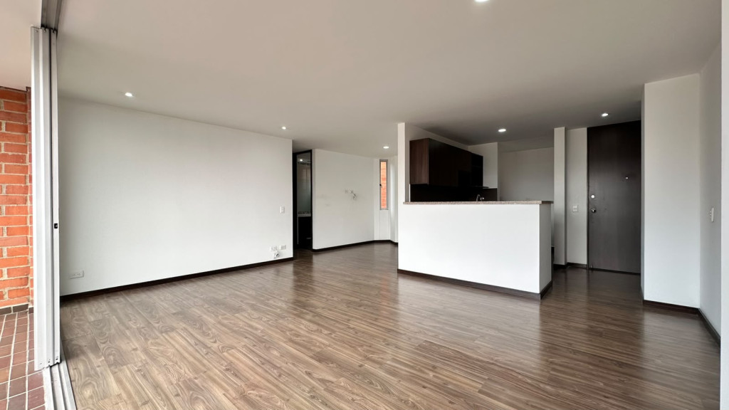 Apartamento en arriendo en El Esmeraldal, Envigado · foto 4 de 18