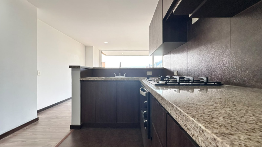Apartamento en arriendo en El Esmeraldal, Envigado · foto 7 de 18