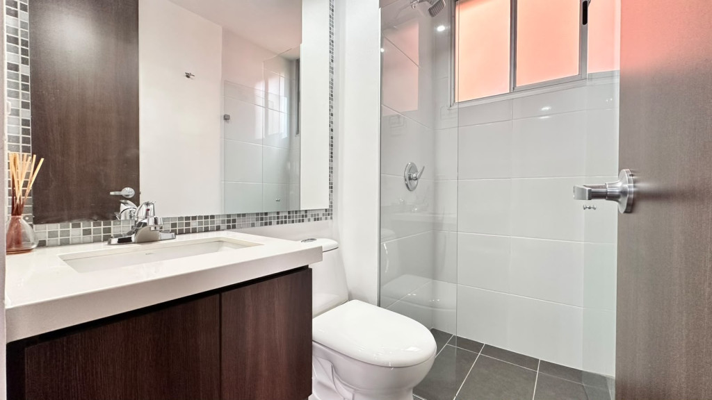 Apartamento en arriendo en El Esmeraldal, Envigado · foto 8 de 18