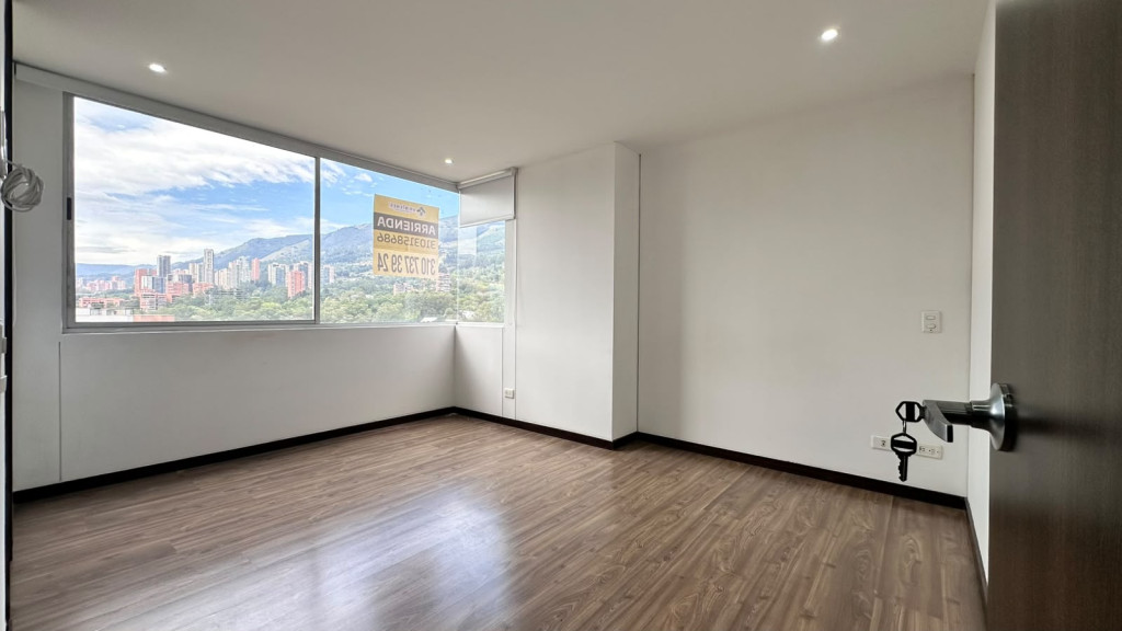 Apartamento en arriendo en El Esmeraldal, Envigado · foto 11 de 18