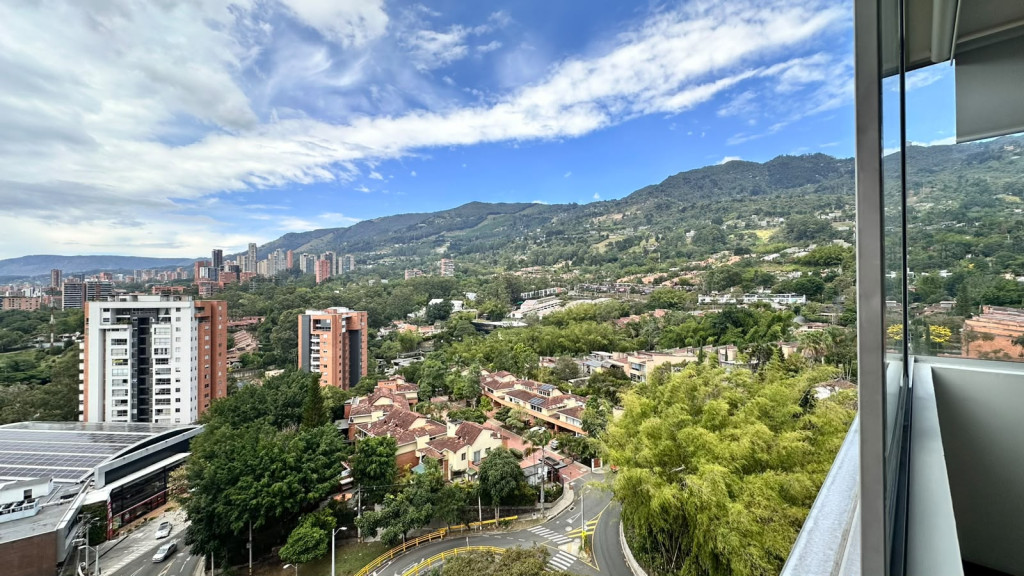 Apartamento en arriendo en El Esmeraldal, Envigado · foto 14 de 18