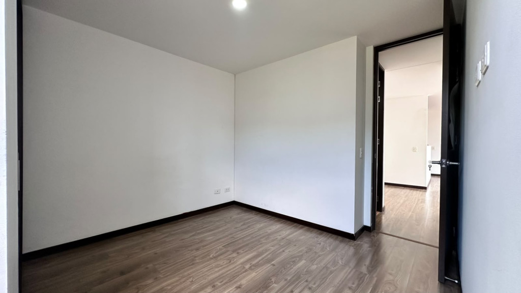 Apartamento en arriendo en El Esmeraldal, Envigado · foto 15 de 18